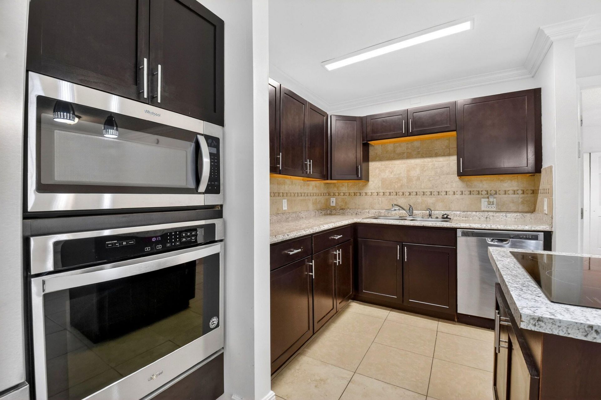 18 Crossings Circle, Unit F, Boynton Beach, FL 33435 Photo
