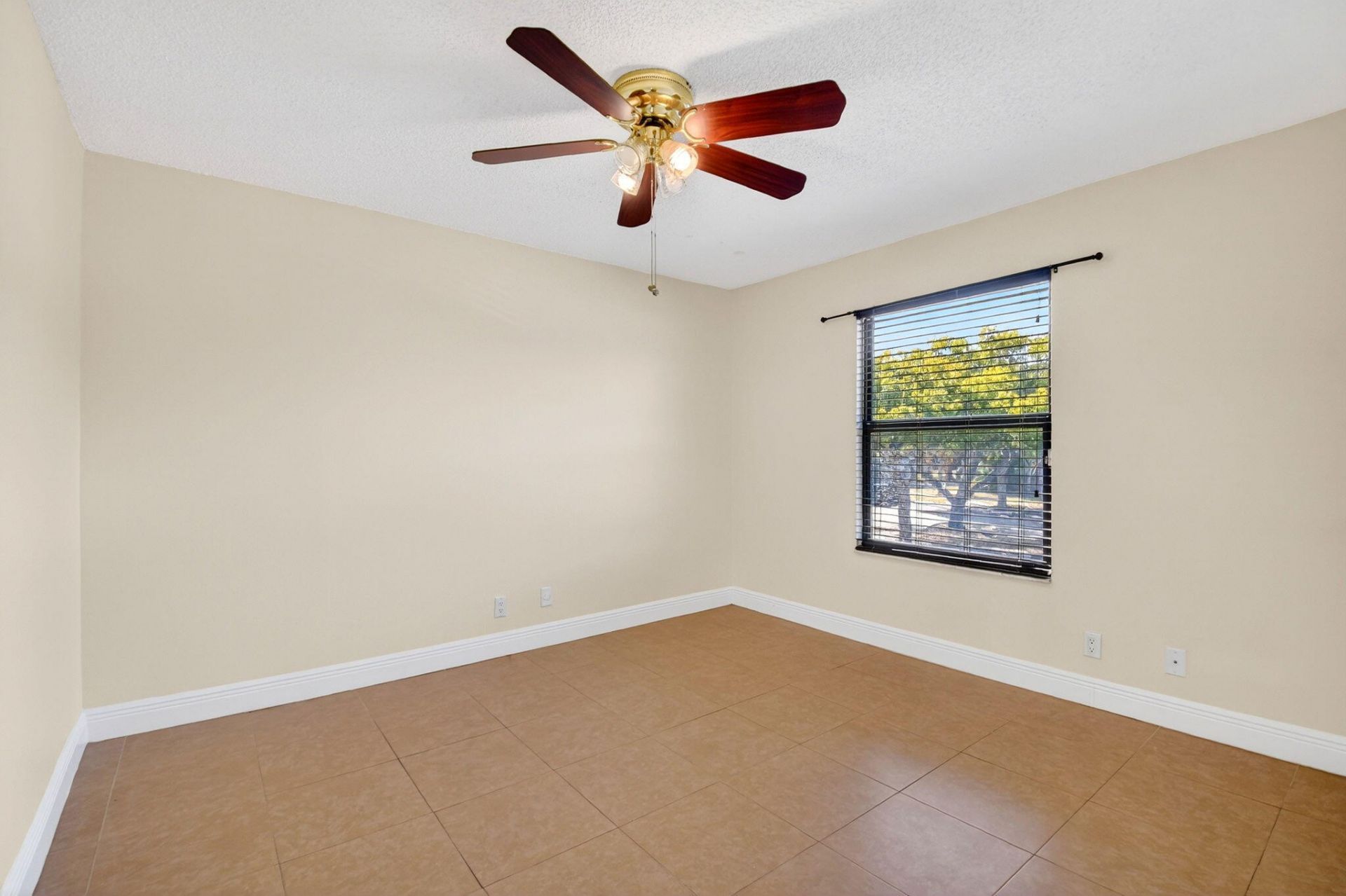 18 Crossings Circle, Unit F, Boynton Beach, FL 33435 Photo