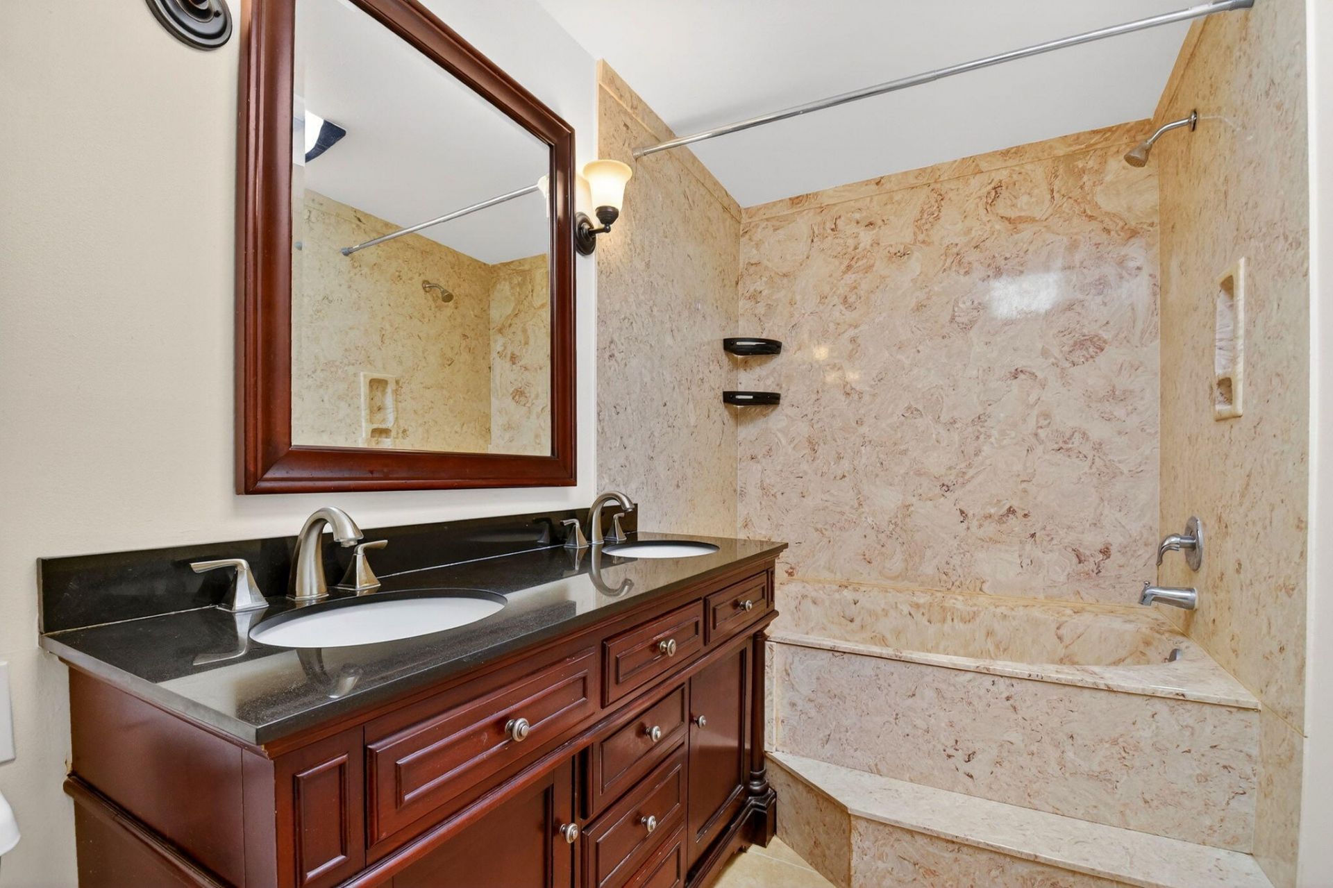 18 Crossings Circle, Unit F, Boynton Beach, FL 33435 Photo