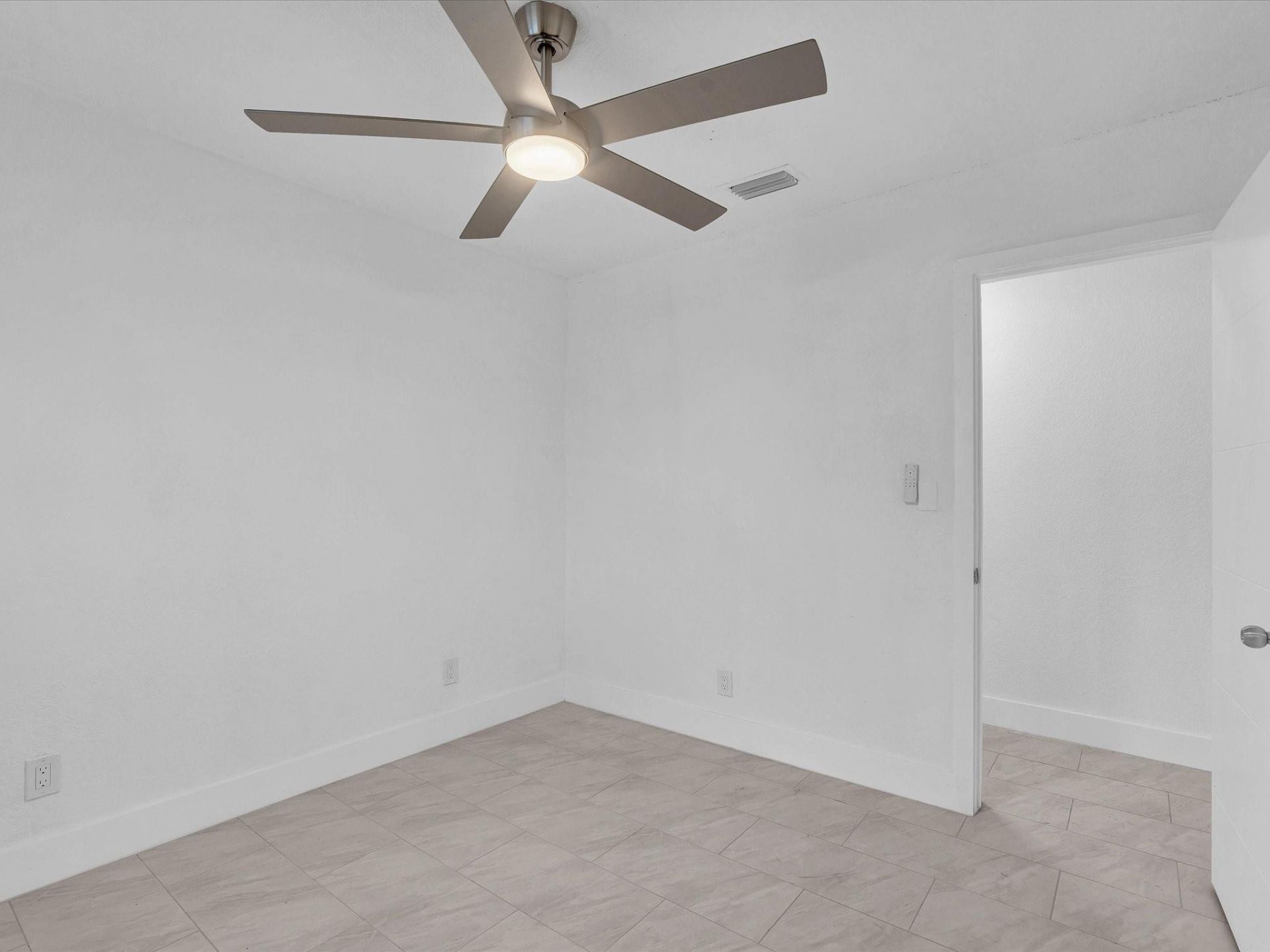 2340 SW 42nd Terrace, Fort Lauderdale, FL 33317 Photo