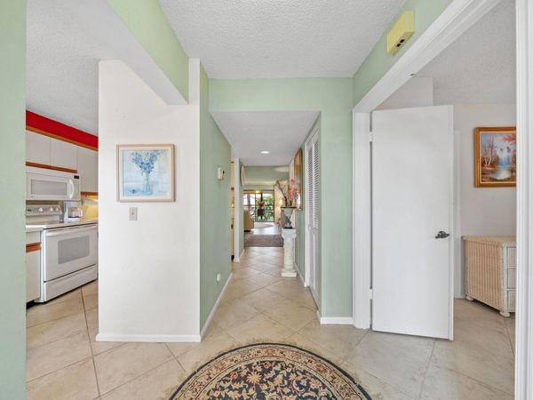 5306 Cedar Lake Drive, Unit 203, Boynton Beach, FL 33437
