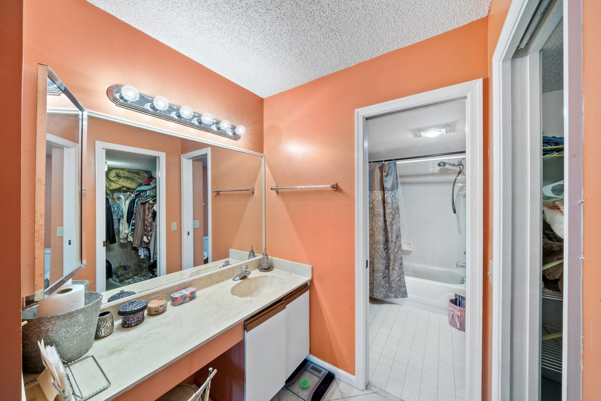 5306 Cedar Lake Drive, Unit 203, Boynton Beach, FL 33437 Photo