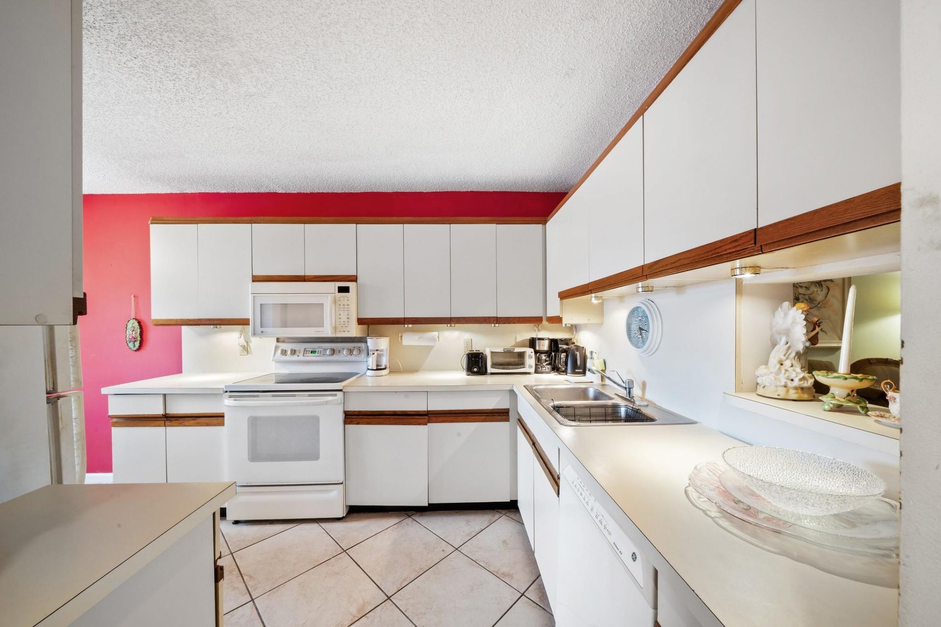 5306 Cedar Lake Drive, Unit 203, Boynton Beach, FL 33437 Photo