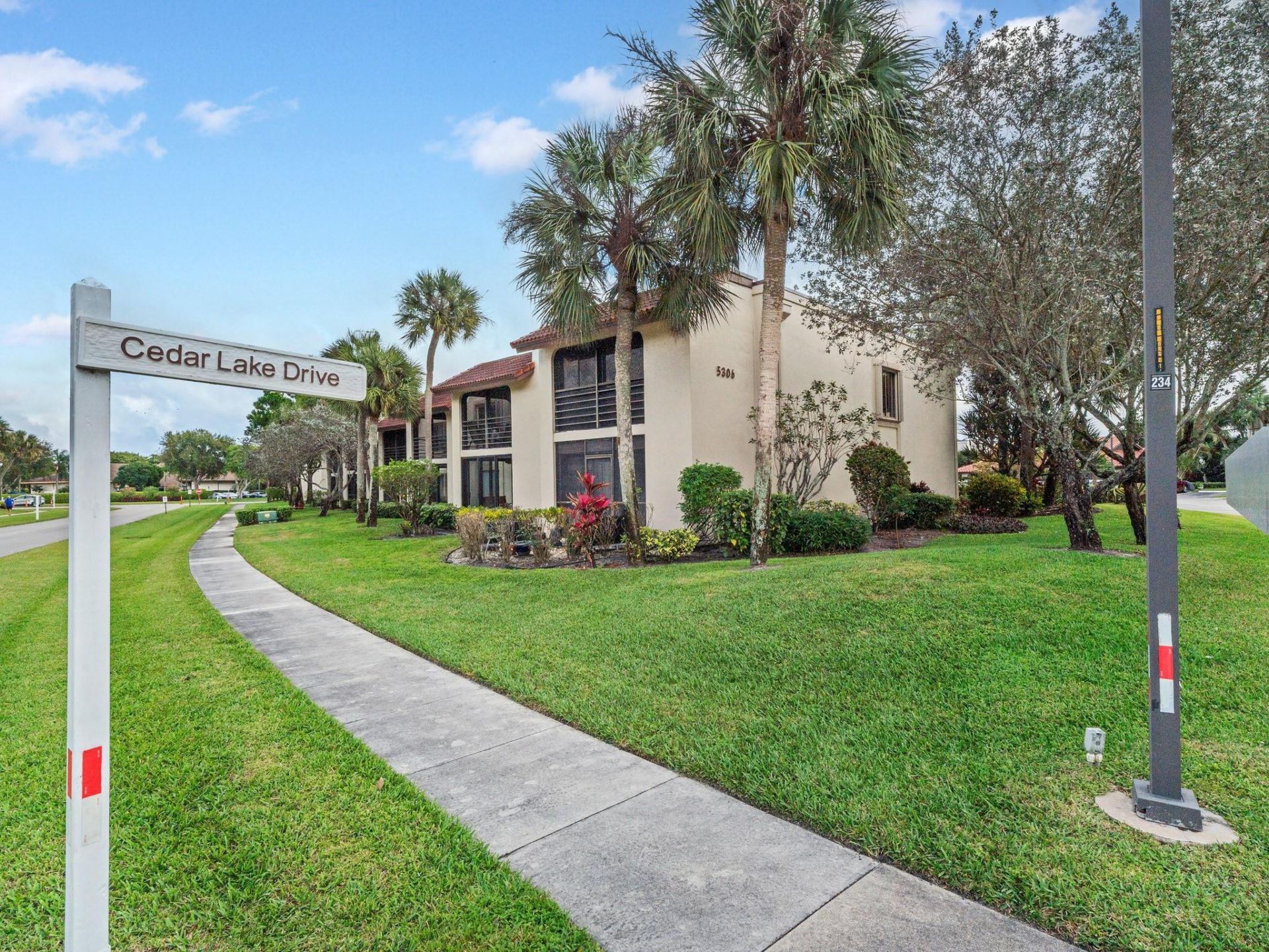 5306 Cedar Lake Drive, Unit 203, Boynton Beach, FL 33437 Photo