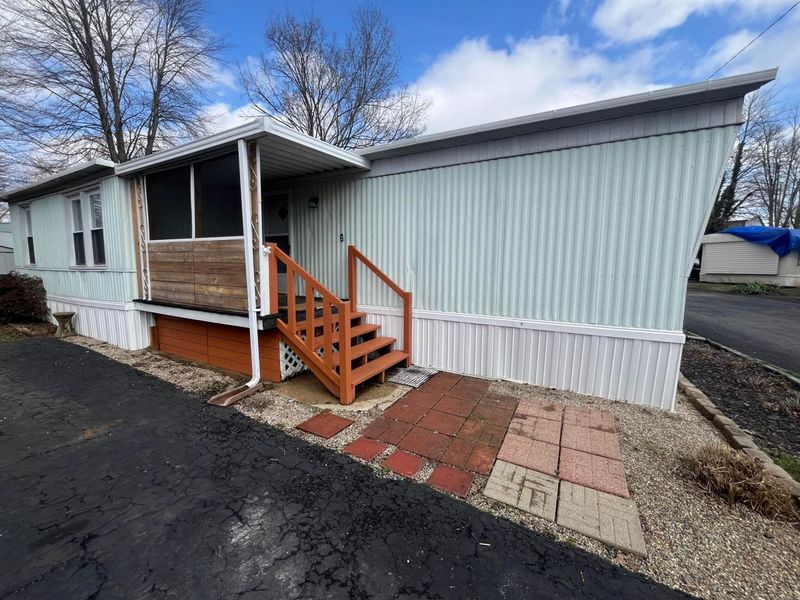 52 Estates Lane, Reynoldsburg, OH 43068 Photo 6