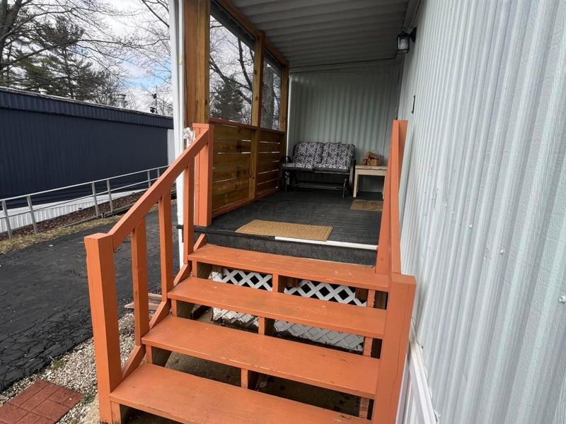 52 Estates Lane, Reynoldsburg, OH 43068 Photo 9