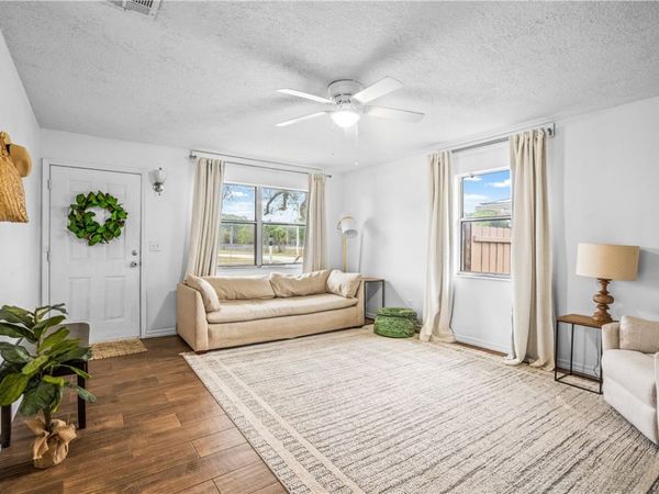 1255 18th Avenue SW, Vero Beach, FL 32962