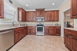 668 Barona Dr. photo 4