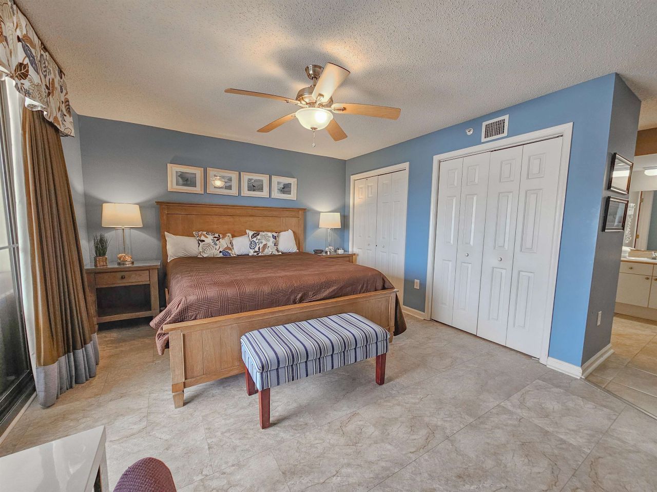 8560 Queensway Blvd.  Photo 20