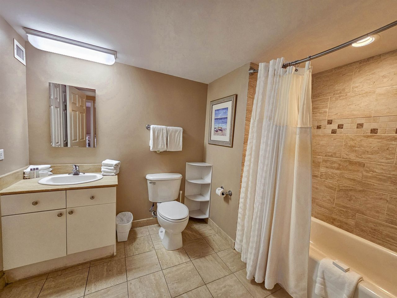 8560 Queensway Blvd.  Photo 33