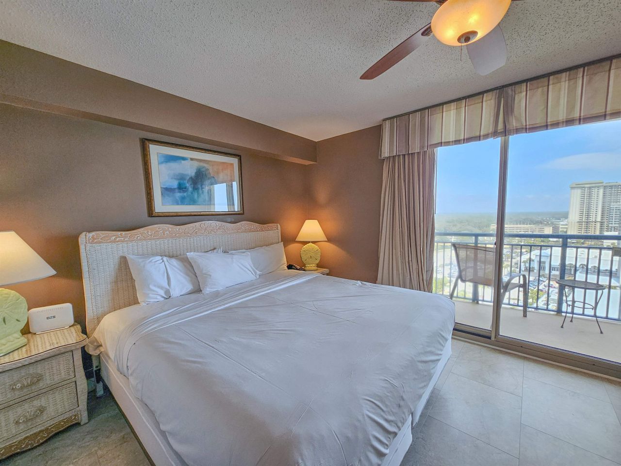 8560 Queensway Blvd.  Photo 35