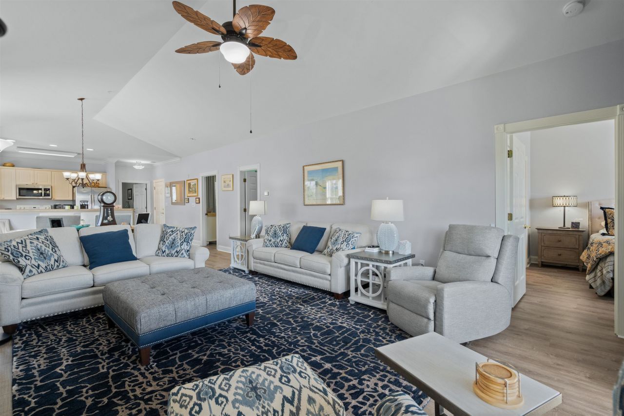 4851 Luster Leaf Circle Photo 12