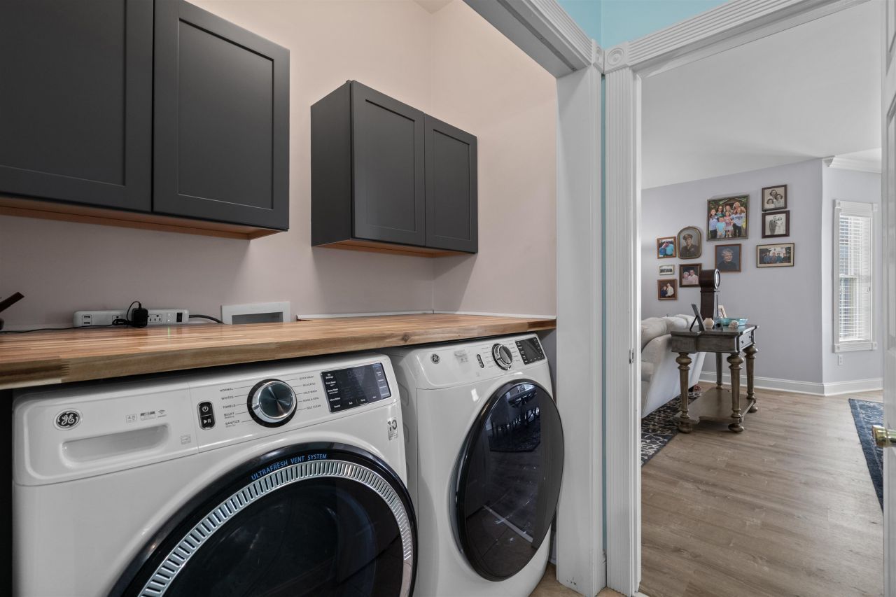 4851 Luster Leaf Circle Photo 17