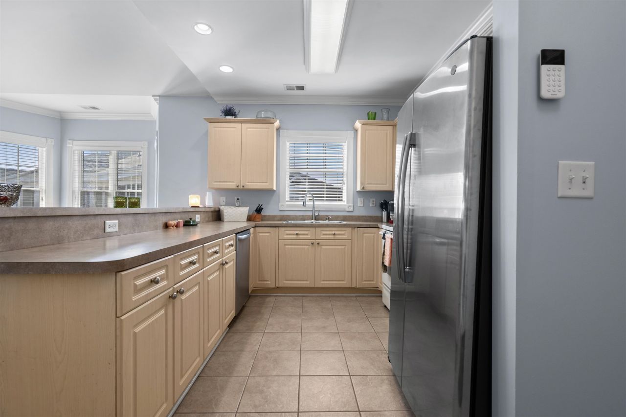 4851 Luster Leaf Circle Photo 4