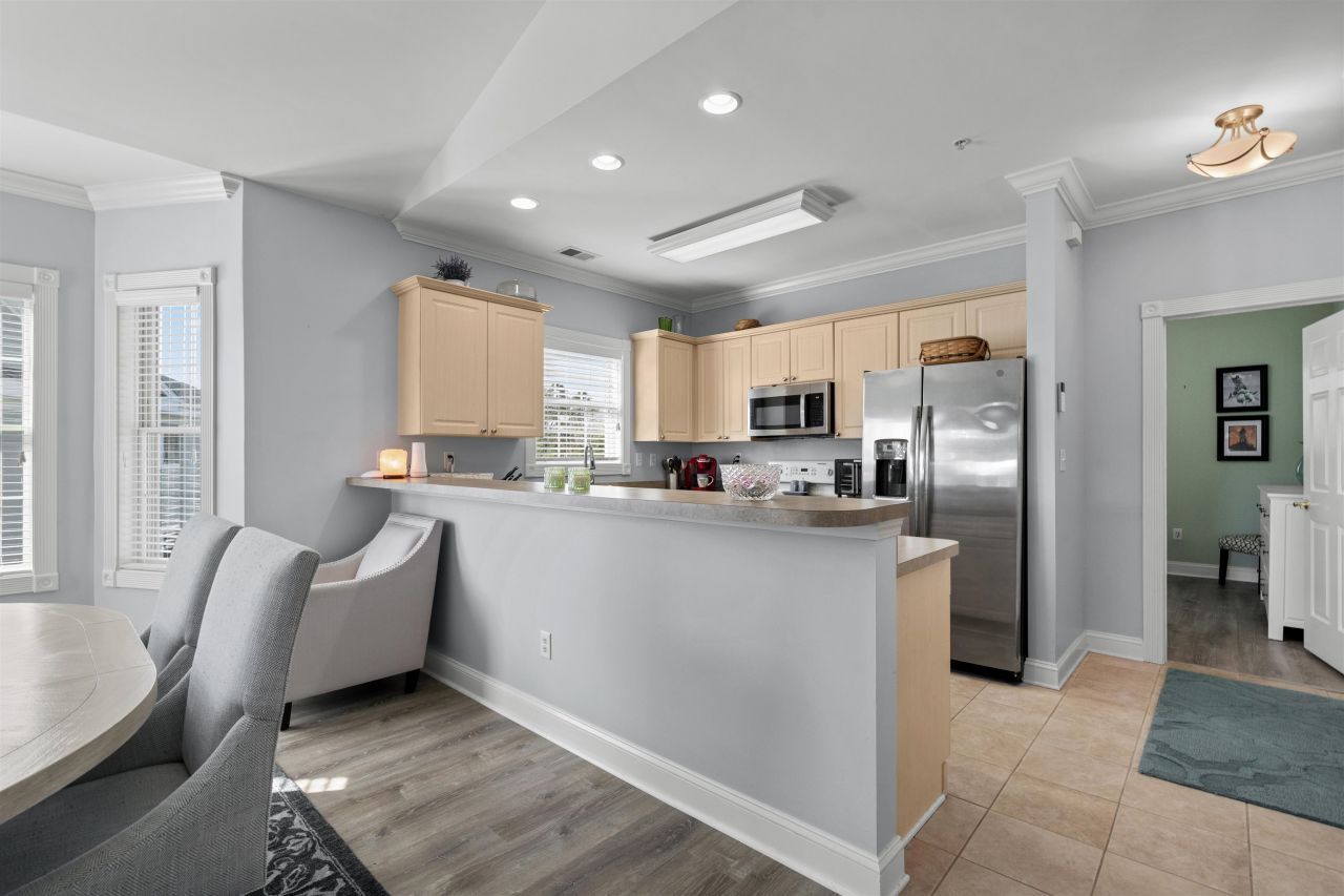 4851 Luster Leaf Circle Photo 6