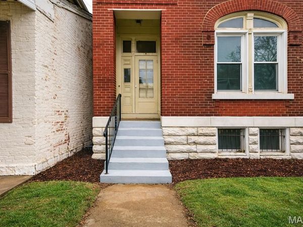 7820 Michigan Avenue , St Louis, MO 63111