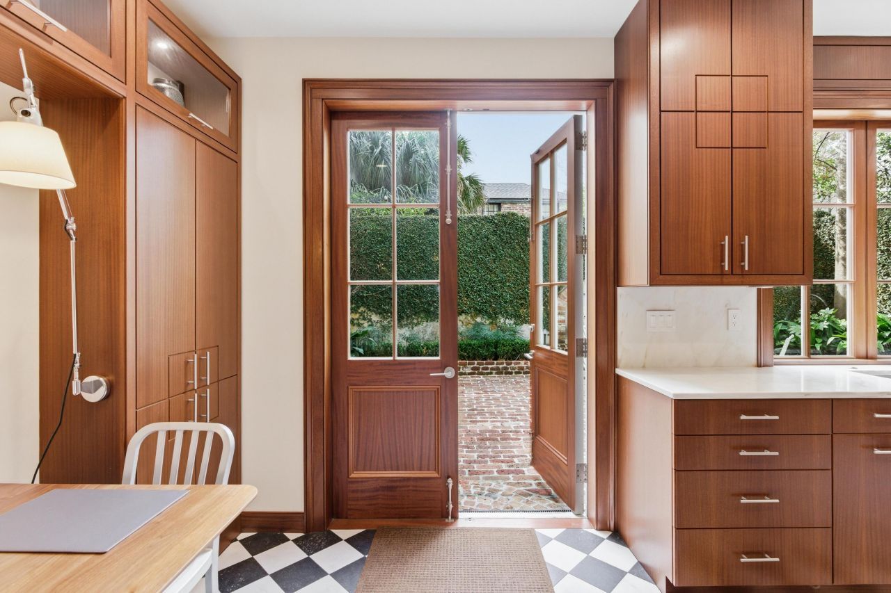 73 Church Street Photo 14