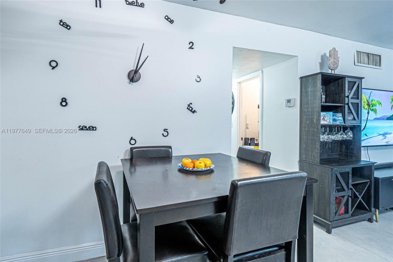 1425 Arthur St , Unit 116, Hollywood, FL 33020 Photo