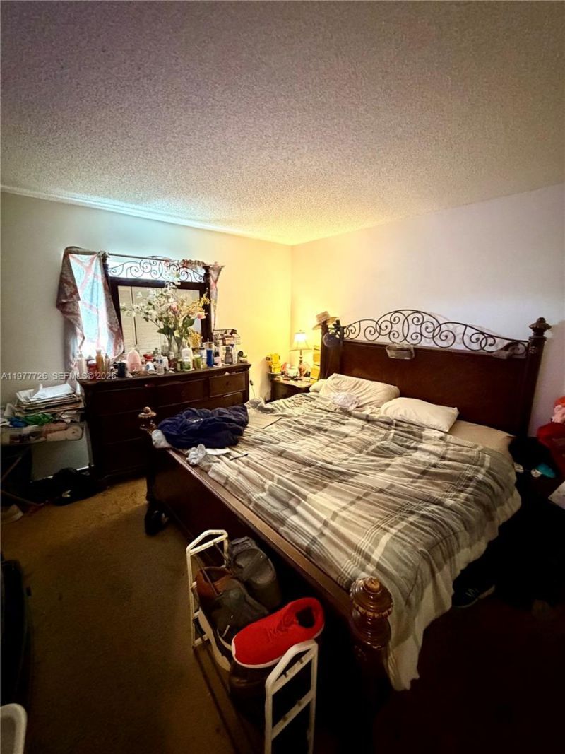 304 SW 77th Ave , North Lauderdale, FL 33068 Photo