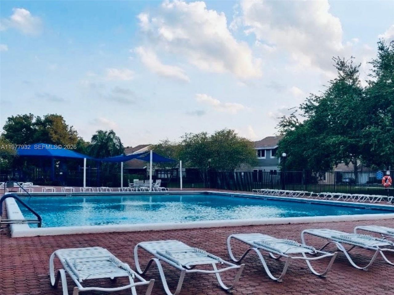 614 Woodgate Cir, Unit C, Sunrise, FL 33326 Photo