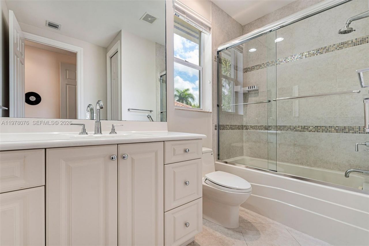 10221 Blue Palm St , Plantation, FL 33324 Photo