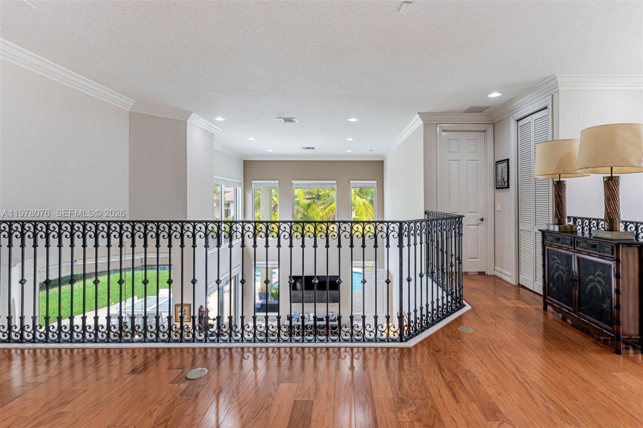 10221 Blue Palm St , Plantation, FL 33324 Photo