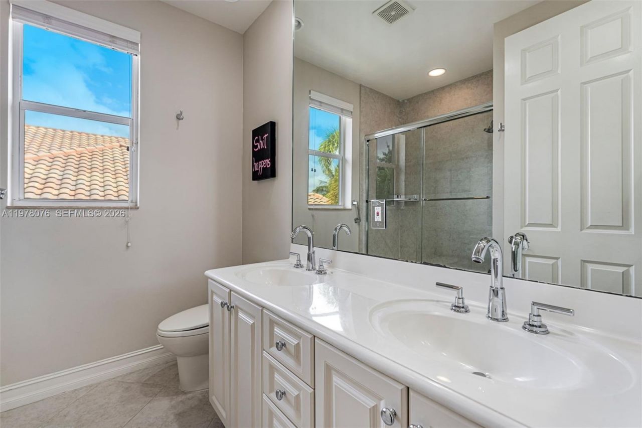 10221 Blue Palm St , Plantation, FL 33324 Photo