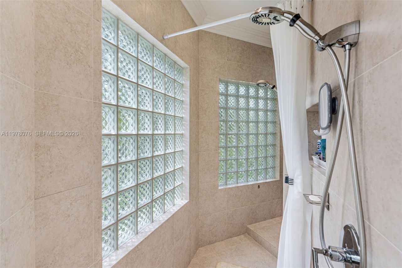 10221 Blue Palm St , Plantation, FL 33324 Photo