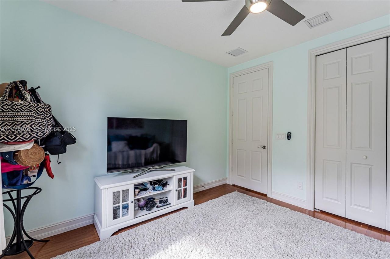 10221 Blue Palm St , Plantation, FL 33324 Photo