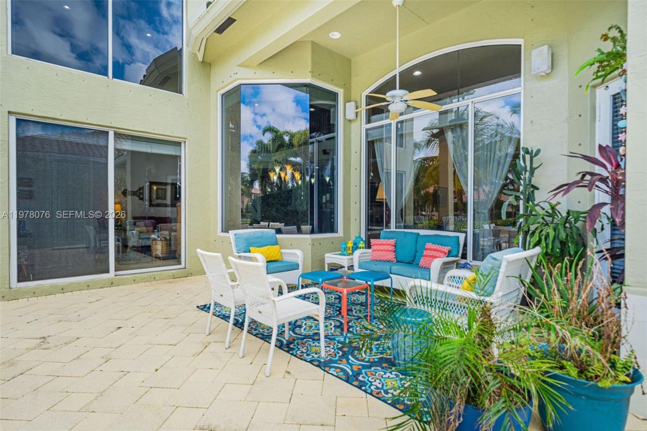 10221 Blue Palm St , Plantation, FL 33324 Photo