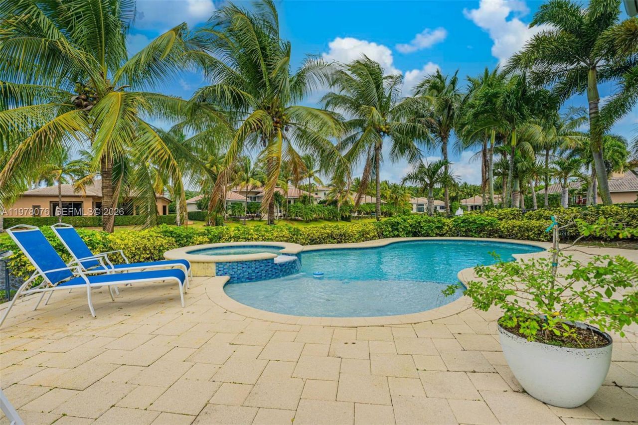 10221 Blue Palm St , Plantation, FL 33324 Photo