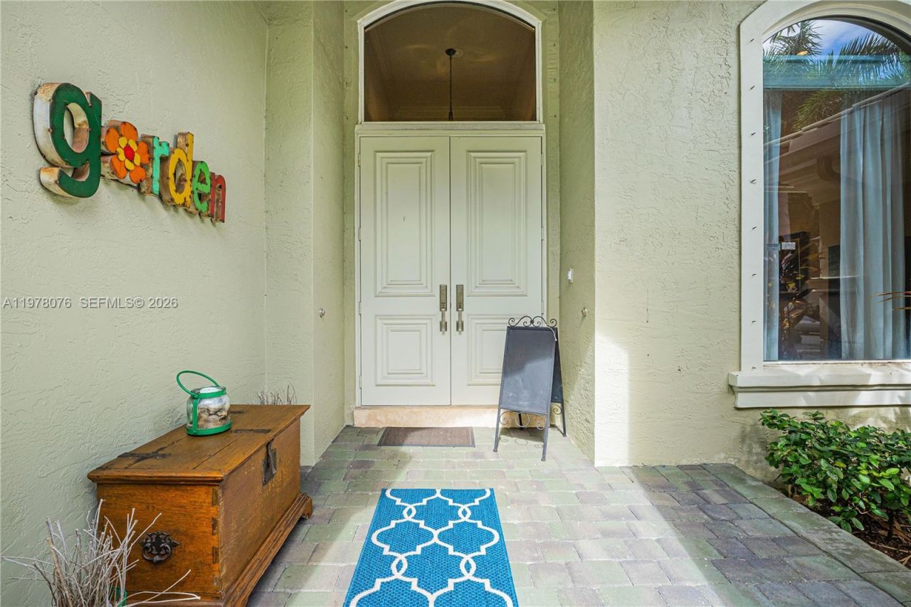 10221 Blue Palm St , Plantation, FL 33324 Photo