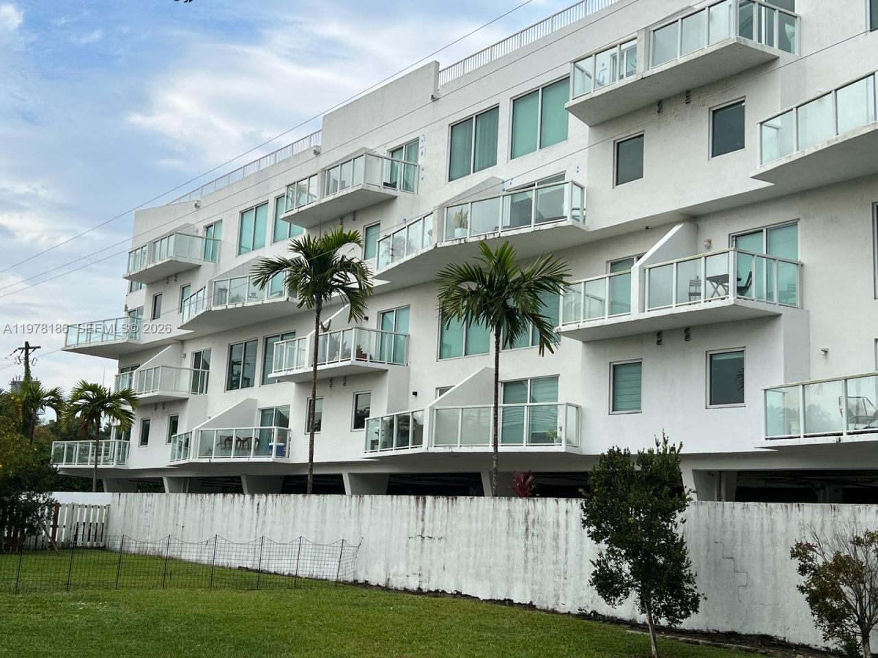 1650 Brickell Ave, Unit 206, Miami, FL 33129 Photo