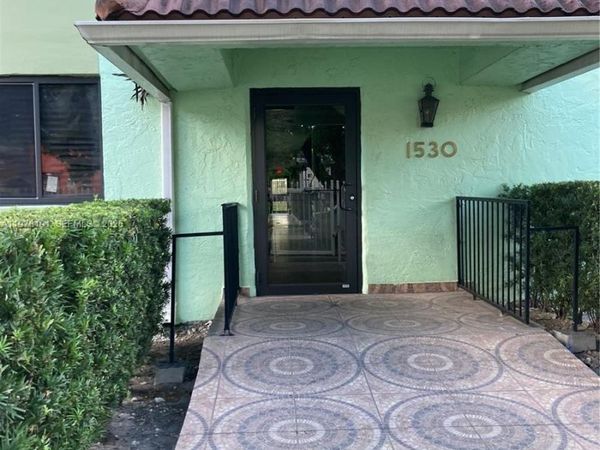 1530 SW 2nd St, Unit 103, Miami, FL 33135
