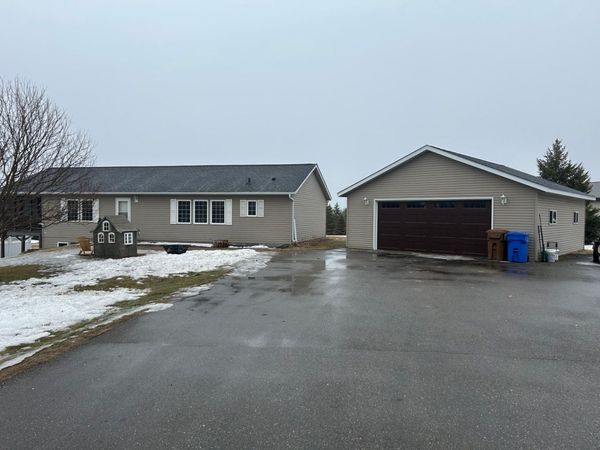 2257 Long Lake Road , Detroit Lakes, MN 56501