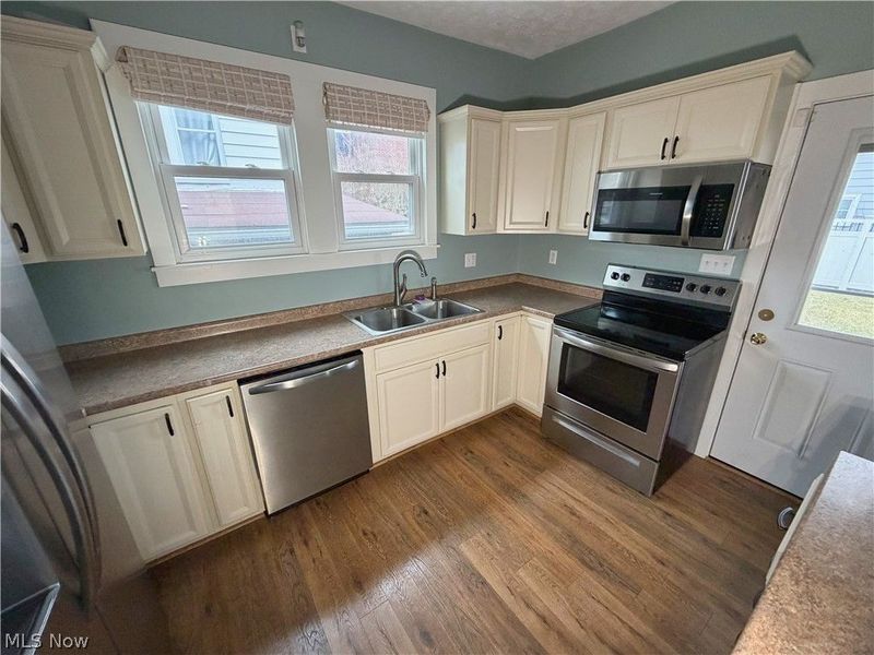 2012 Fairmont Avenue, Steubenville, OH 43952 Photo 12