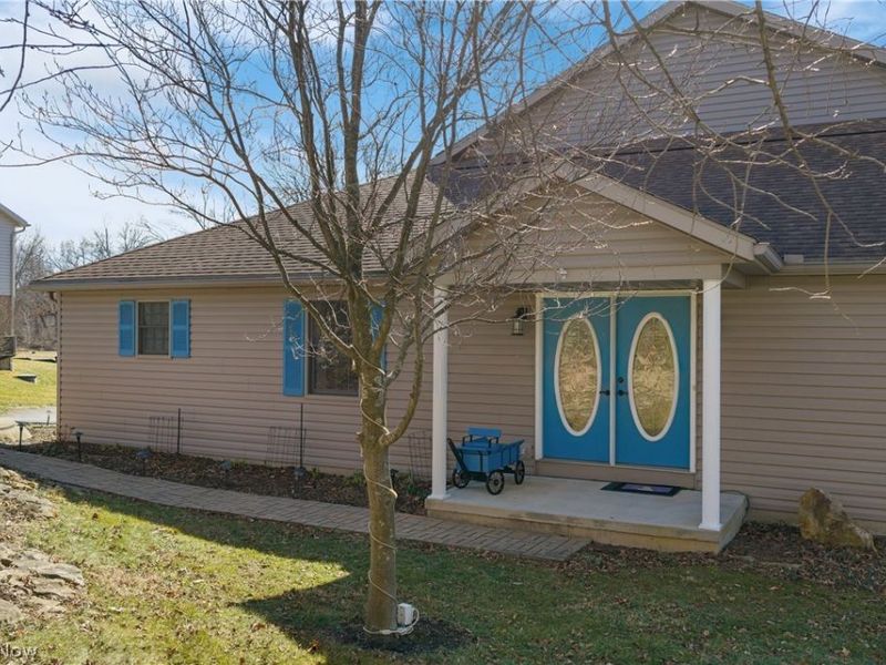 841 S Canal Street, Canal Fulton, OH 44614 Photo 6