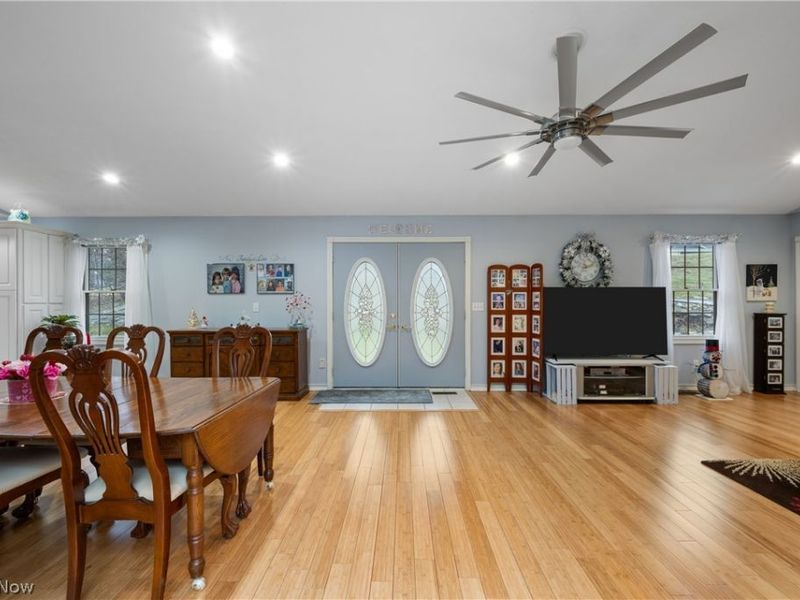 841 S Canal Street, Canal Fulton, OH 44614 Photo 7