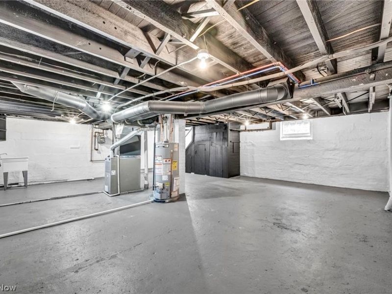 2986 E 59th Street, Cleveland, OH 44127 Photo 37