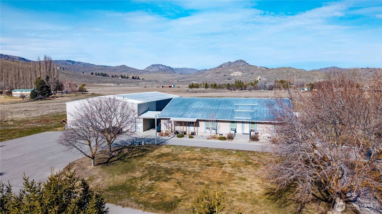 115 Valley Rd. , Unit B, Brewster, WA 98812