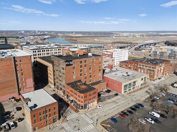 715 May Street, Unit 327, Kansas City, MO 64105