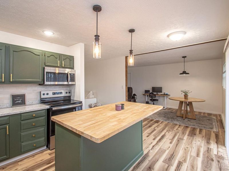 2096 Alabama Drive, Xenia, OH 45385 Photo 9