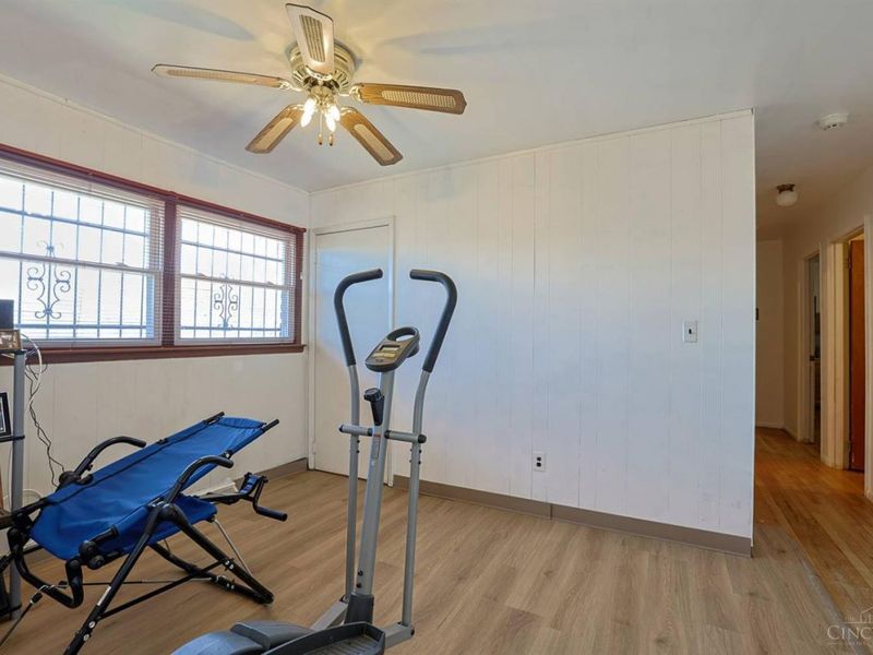 6045 Tahiti Drive, Cincinnati, OH 45224 Photo 16