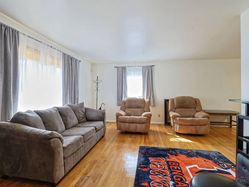 6045 Tahiti Drive, Cincinnati, OH 45224 Photo 6