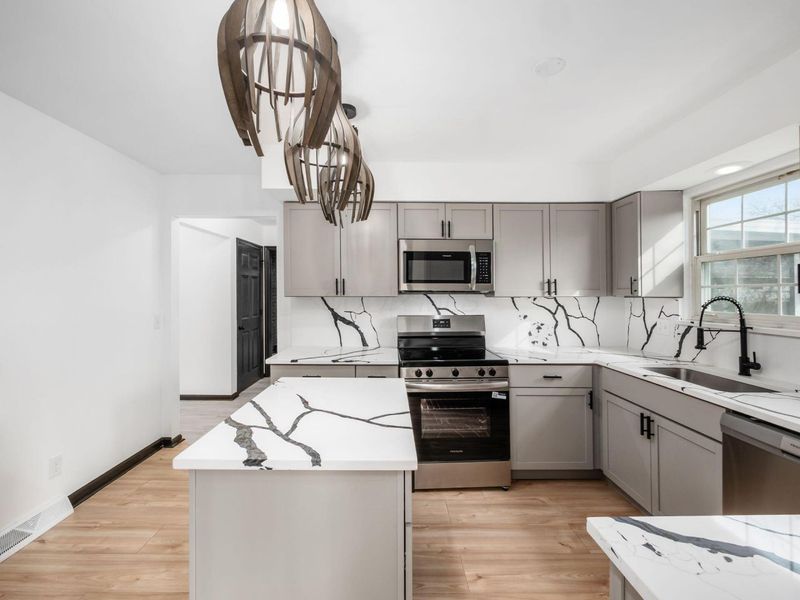 1439 Firwood Drive , Columbus, OH 43229 Photo 17