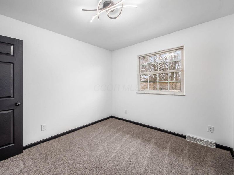 1439 Firwood Drive , Columbus, OH 43229 Photo 33