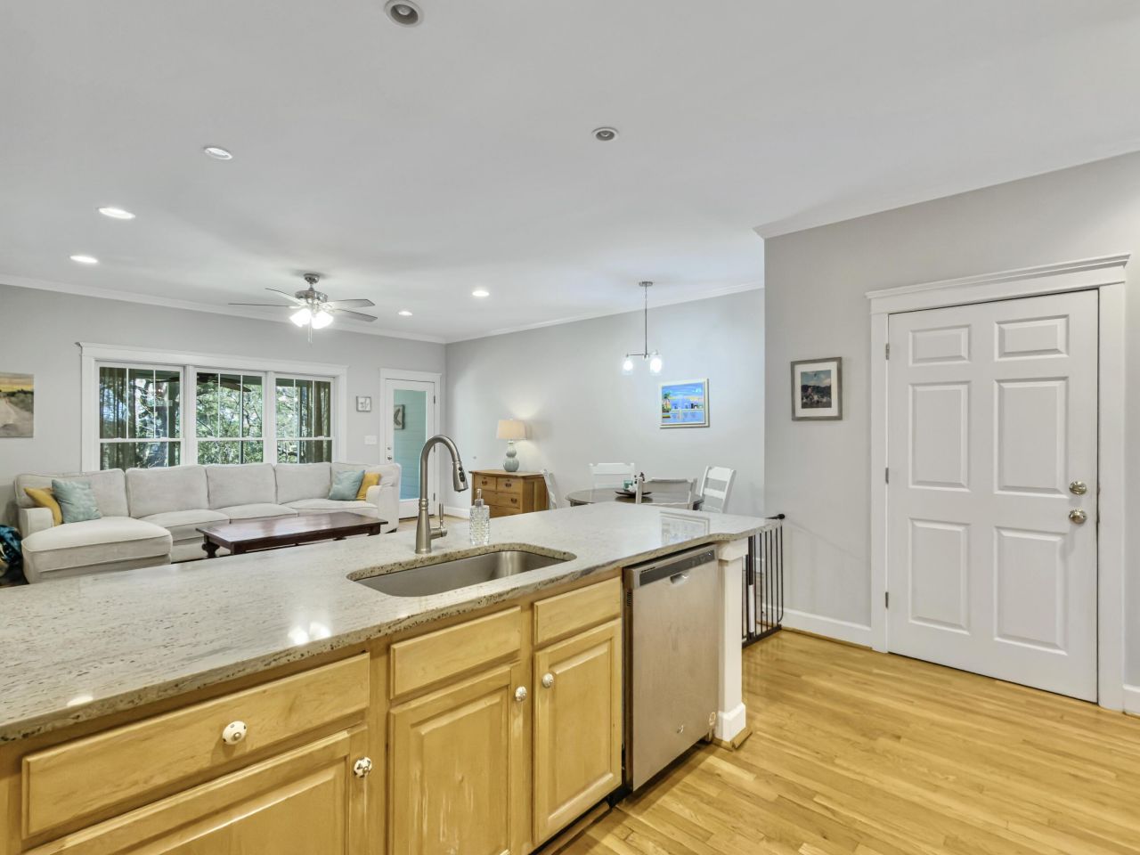 161 Etiwan Pointe Drive Photo 14