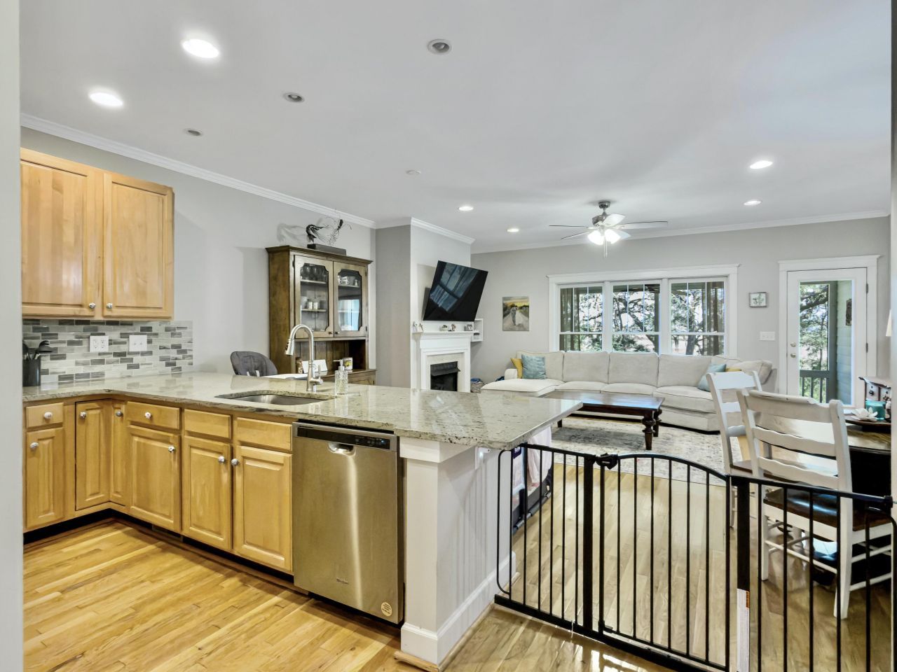 161 Etiwan Pointe Drive Photo 15