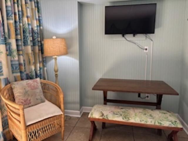 208 74th Ave. N  Photo 5