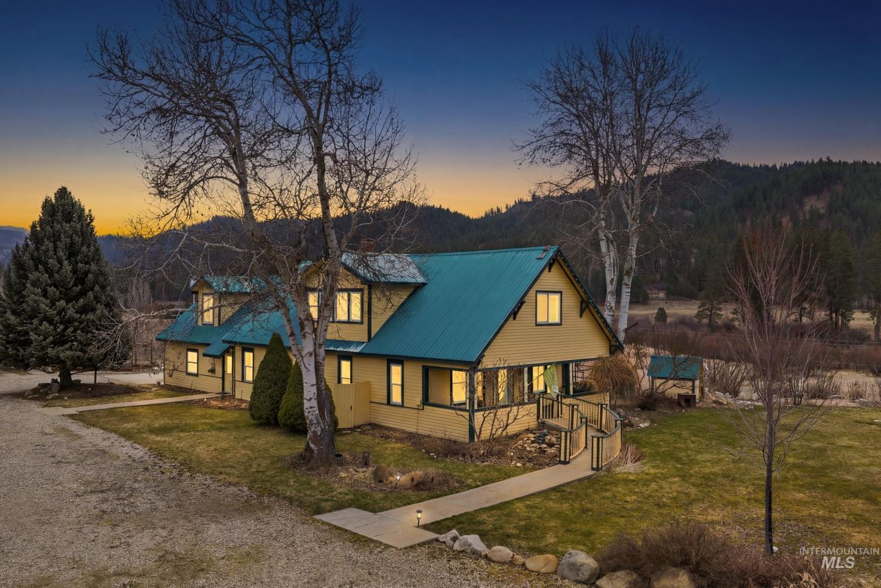 69 River Ranch Rd, Garden Valley, ID 83622 Main Photo